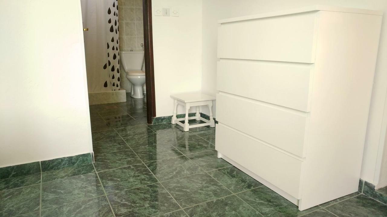 Apartmani Kastelan Barbat na Rabu Exterior photo